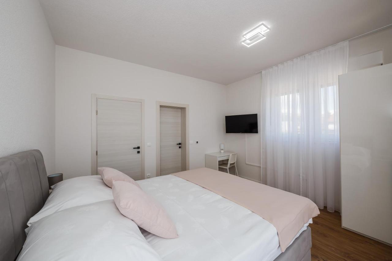 Villa Luka Kaštela Buitenkant foto