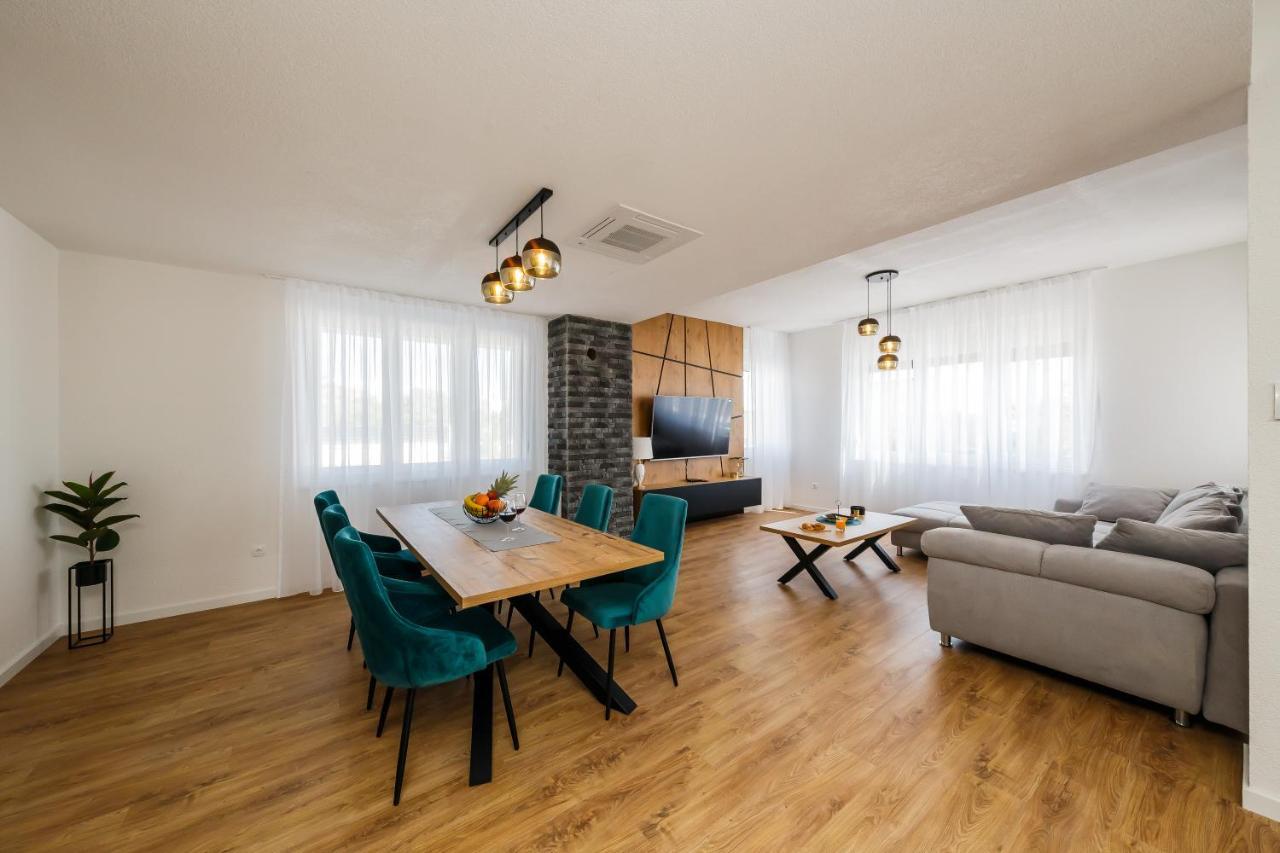 Villa Luka Kaštela Buitenkant foto
